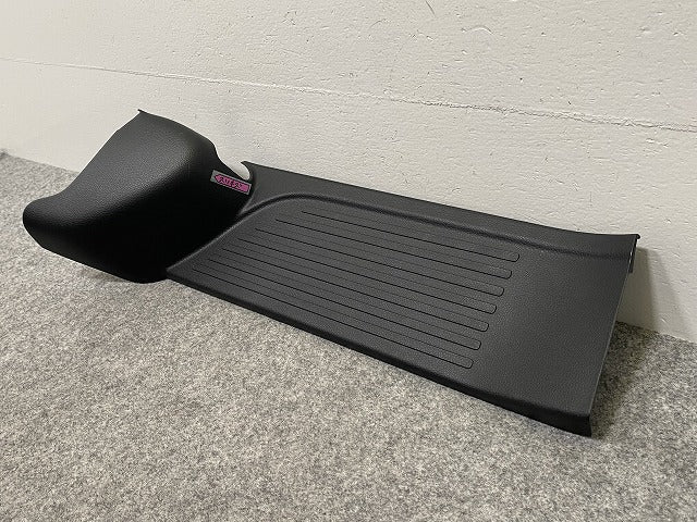 新車取り外し!N-BOX/NBOX Nボックス JF3/JF4 純正 左 リア キッキングプレート 84261-TTA 素地 ホンダ(142320)