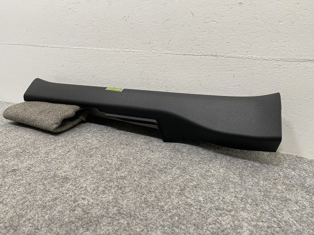 新車取り外し!N-BOX/NBOX Nボックス JF5/JF6 純正 右後 サイドステップ/サイドスカート ガーニッシュ 84201-32R 素地 ホンダ(142325)