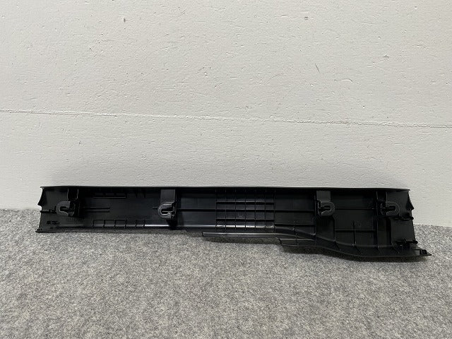 新車取り外し!N-BOX/NBOX Nボックス JF5/JF6 純正 左 サイドステップ ガーニッシュ 84251-32R 素地 ホンダ(142326)