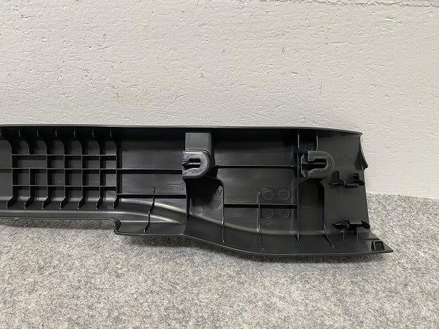 新車取り外し!N-BOX/NBOX Nボックス JF5/JF6 純正 左 サイドステップ ガーニッシュ 84251-32R 素地 ホンダ(142326)
