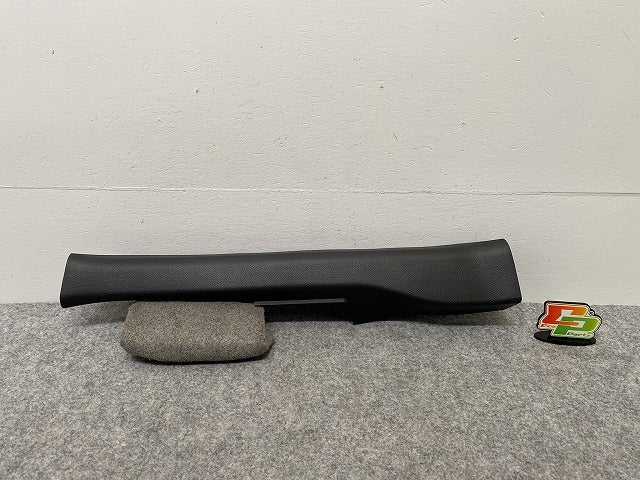 新車取り外し!N-BOX/NBOX Nボックス JF5/JF6 純正 右 リア サイドステップ ガーニッシュ 84201-32R 素地 ホンダ(142330)