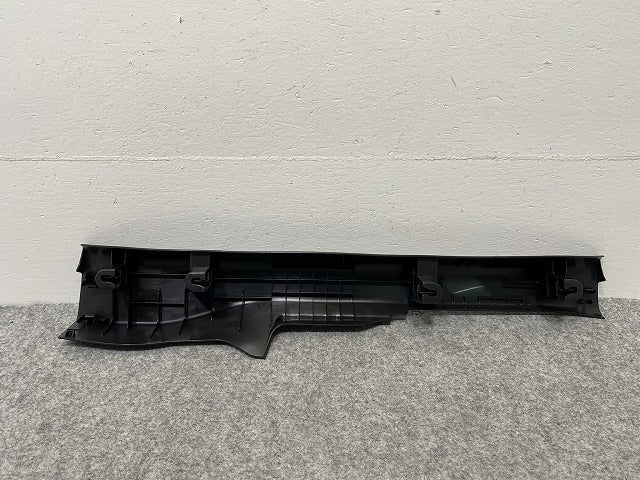 新車取り外し!N-BOX/NBOX Nボックス JF5/JF6 純正 右 リア サイドステップ ガーニッシュ 84201-32R 素地 ホンダ(142330)