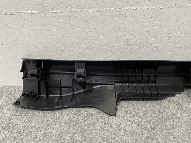 新車取り外し!N-BOX/NBOX Nボックス JF5/JF6 純正 右 リア サイドステップ ガーニッシュ 84201-32R 素地 ホンダ(142330)