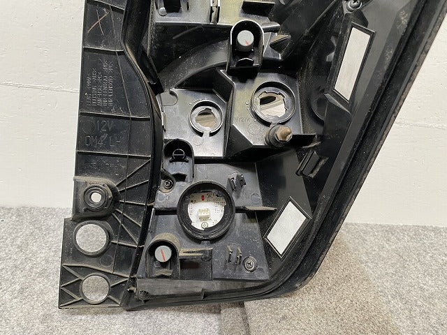 ノート/NOTE E12/NE12 e-POWER/HE12/SNE12 純正 後期 左 テールランプ/ライト/レンズ LED ICHIKOH D202 日産(142336)