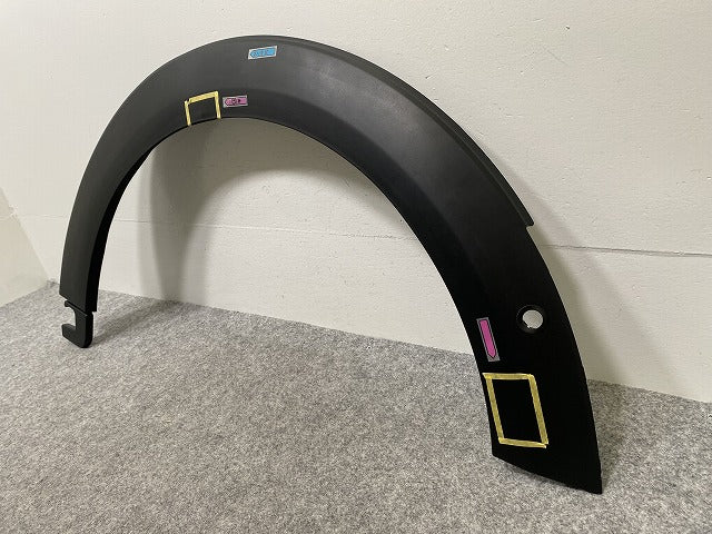 新品!ミニ F55/F56/F57 純正 右 フロント フェンダーアーチモール/オーバーフェンダー 5177 7 300 820 素地 MINI(142355)