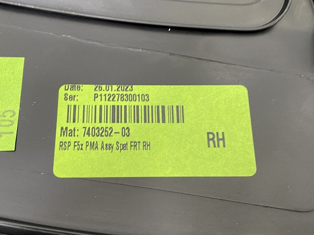 新品!ミニ F55/F56/F57 純正 右 フロント フェンダーアーチモール/オーバーフェンダー 5177 7 300 820 素地 MINI(142364)