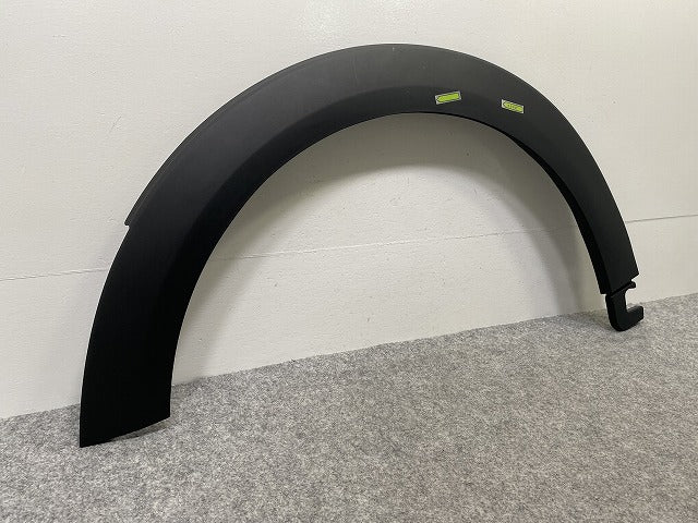 新品!ミニ F55/F56/F57 純正 左 フロント フェンダーアーチモール/オーバーフェンダー 5177 7 300 819 51777300819 素地 MINI(142375)