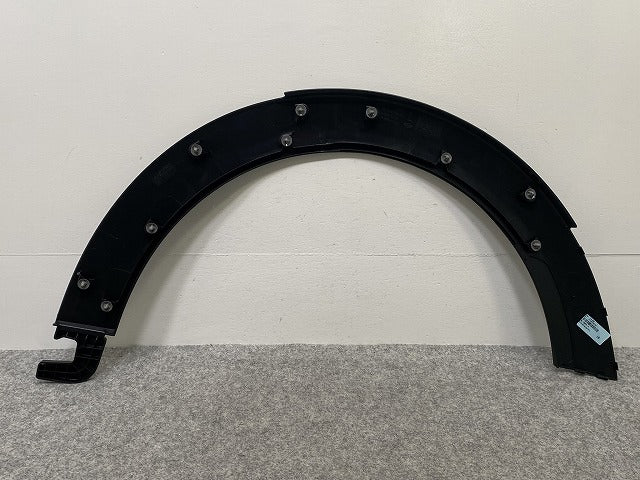 新品!ミニ F55/F56/F57 純正 左 フロント フェンダーアーチモール/オーバーフェンダー 5177 7 300 819 51777300819 素地 MINI(142375)
