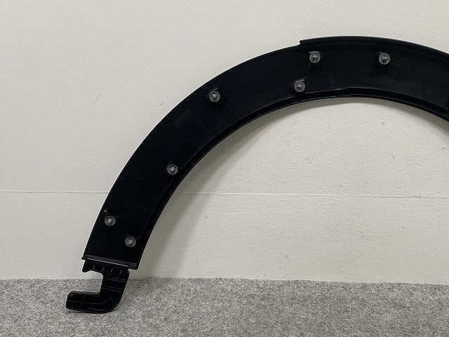 新品!ミニ F55/F56/F57 純正 左 フロント フェンダーアーチモール/オーバーフェンダー 5177 7 300 819 51777300819 素地 MINI(142375)