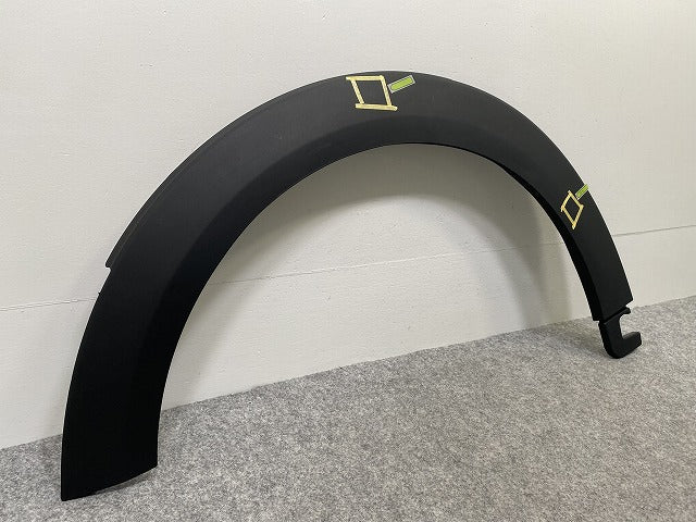新品!ミニ F55/F56/F57 純正 左 フロント フェンダーアーチモール/オーバーフェンダー 5177 7 300 819 51777300819 素地 MINI(142376)