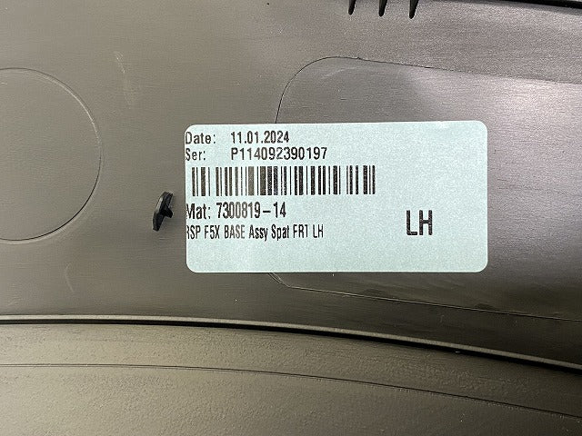 新品!ミニ F55/F56/F57 純正 左 フロント フェンダーアーチモール/オーバーフェンダー 5177 7 300 819 51777300819 素地 MINI(142377)