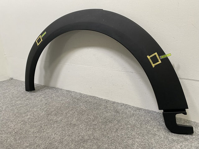 新品!ミニ F55/F56/F57 純正 左 フロント フェンダーアーチモール/オーバーフェンダー 5177 7 300 819 51777300819 素地 MINI(142379)