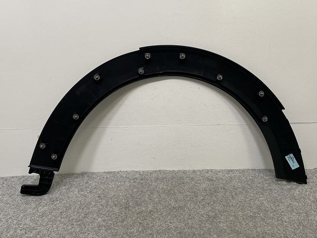 新品!ミニ F55/F56/F57 純正 左 フロント フェンダーアーチモール/オーバーフェンダー 5177 7 300 819 51777300819 素地 MINI(142380)