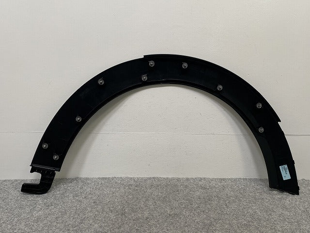 新品!ミニ F55/F56/F57 純正 左 フロント フェンダーアーチモール/オーバーフェンダー 5177 7 300 819 51777300819 素地 MINI(142381)