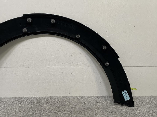 新品!ミニ F55/F56/F57 純正 左 フロント フェンダーアーチモール/オーバーフェンダー 5177 7 300 819 51777300819 素地 MINI(142382)