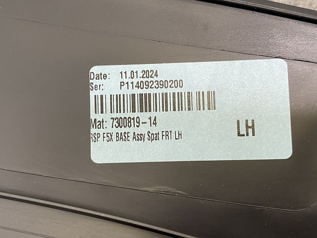 新品!ミニ F55/F56/F57 純正 左 フロント フェンダーアーチモール/オーバーフェンダー 5177 7 300 819 51777300819 素地 MINI(142382)