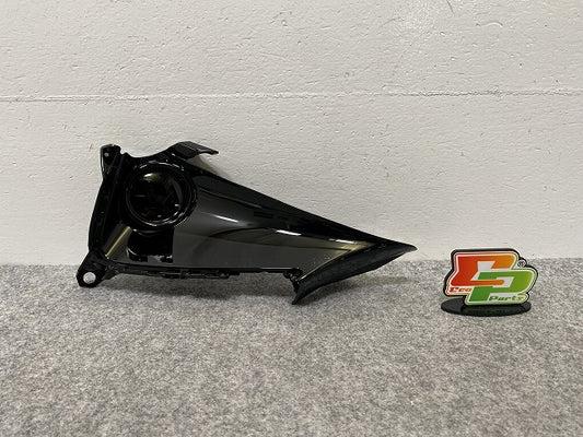 新車取り外し!カローラ スポーツ 210/NRE210H/NRE214H/ZWE211H 純正 右 フロント フォグカバー/フォグランプカバー 81481-12370(142395)