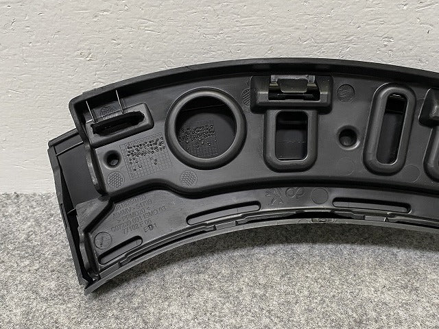 新品!2008 リア バンパーストリップ 9818259780 素地 プジョー(142417)