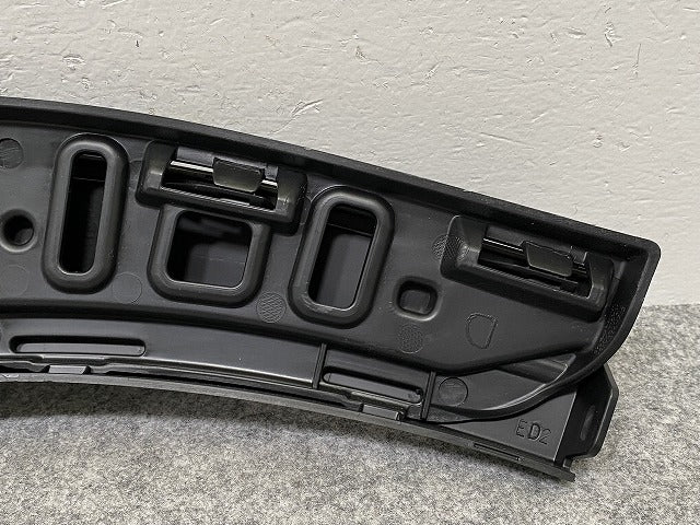 新品!2008 リア バンパーストリップ 9818259780 素地 プジョー(142417)
