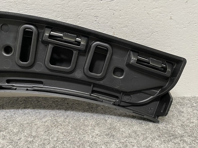 新品!2008 リア バンパーストリップ 9818259780 素地 プジョー(142419)