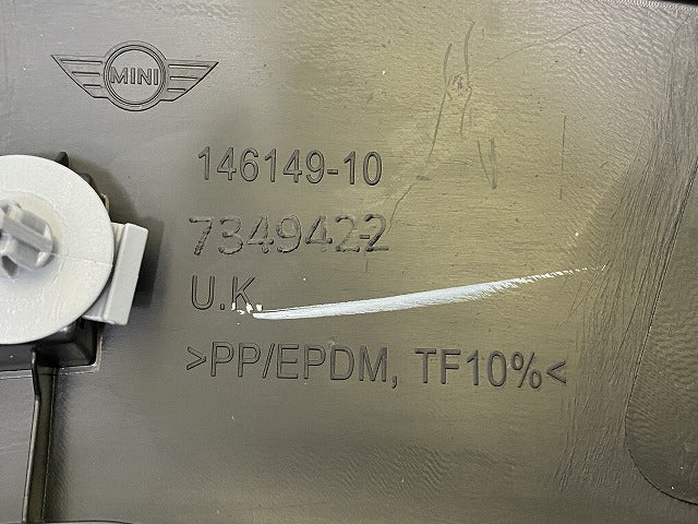 新品!ミニ R55/R56/R57/R58/R59 純正 右 フロント フェンダーアーチモール/オーバーフェンダー 146149-10 /734942-2 51777349422 (142425)