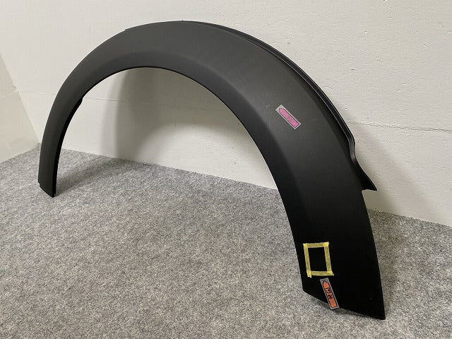 新品!ミニ R55/R56/R57/R58/R59 純正 右 フロント フェンダーアーチモール/オーバーフェンダー 146149-10 /734942-2 51777349422(142426)
