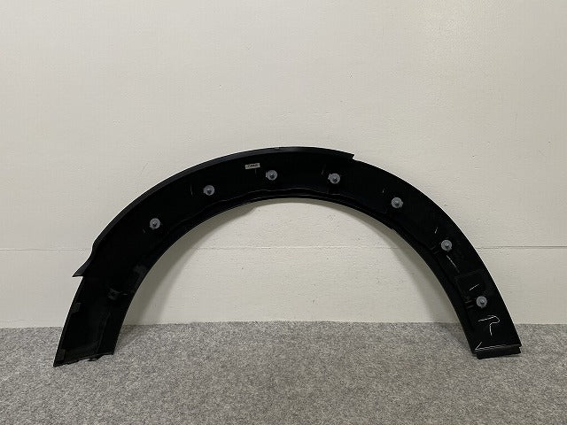 新品!ミニ R55/R56/R57/R58/R59 純正 右 フロント フェンダーアーチモール/オーバーフェンダー 146149-10 /734942-2 51777349422(142426)