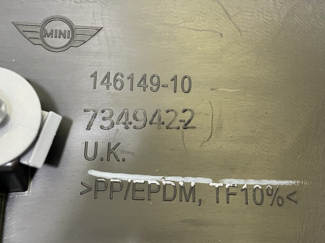 新品!ミニ R55/R56/R57/R58/R59 純正 右 フロント フェンダーアーチモール/オーバーフェンダー 146149-10 /734942-2 51777349422 (142427)