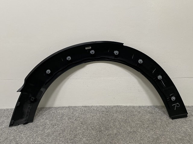 新品!ミニ R55/R56/R57/R58/R59 純正 右 フロント フェンダーアーチモール/オーバーフェンダー 146149-10 /734942-2 51777349422 (142429)