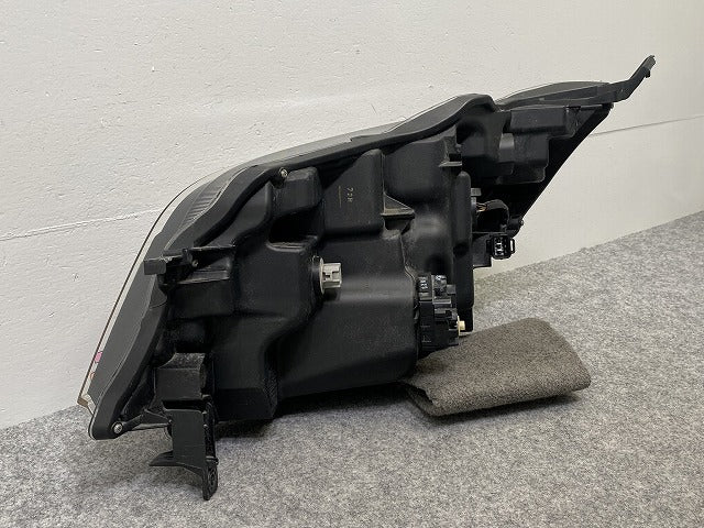 デイズ ルークス ハイウェイスター/B21A 純正 後期 右 ヘッドライト/ランプ LED レベライザー KOITO 100-67111 日産(142462)