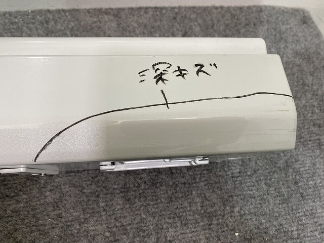 セレナ X/XV/C28/NC28 e-POWER/GC28 純正 左 サイドステップ/サイドスカート センサー付き 76851 7DA0A/76851 7DE0A ホワイト(142475)