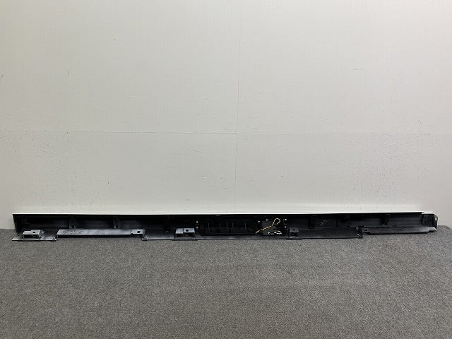 セレナ X/XV/C28/NC28 e-POWER/GC28 純正 左 サイドステップ/サイドスカート センサー付き 76851 7DA0A/76851 7DE0A ホワイト(142475)