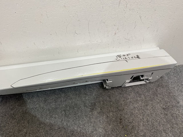 セレナ C28/NC28/FC28/FNC28 e-POWER/GC28/GFC28 純正 左 サイドステップ/サイドスカート 76851 7DF0A プリズムホワイト QBE 日産(142512)
