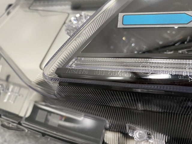 フォレスター SK5/SKE 純正 左 ヘッドライト/ランプ LED KOITO 100-60465 スバル(142638)