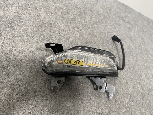 スカイライン/SKYLINE V37/YV37/HV37/HNV37/ZV37 純正 左 ウィンカー LED STANLEY W1176 日産(142644)