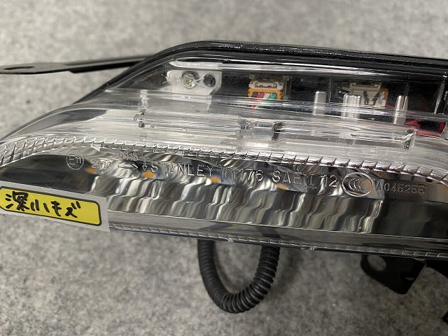 スカイライン/SKYLINE V37/YV37/HV37/HNV37/ZV37 純正 左 ウィンカー LED STANLEY W1176 日産(142644)