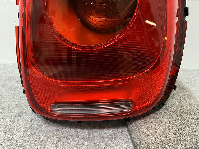 新品!ミニ F55/F56/F57 純正 前期 右 テールランプ/ライト/レンズ LED 03.526.60 63217297434 MINI(142657)
