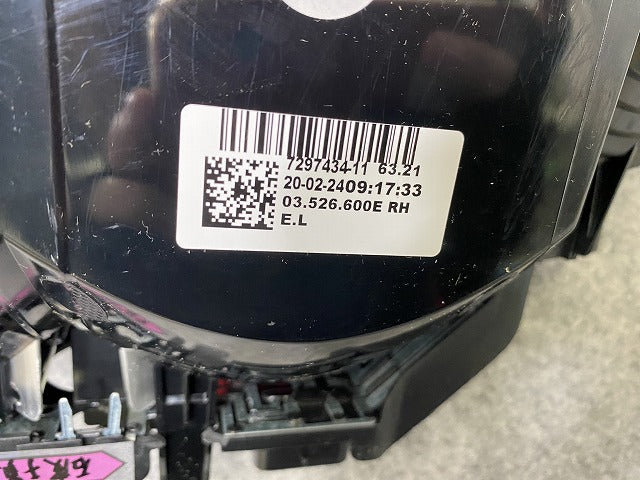 新品!ミニ F55/F56/F57 純正 前期 右 テールランプ/ライト/レンズ LED 03.526.60 63217297434 MINI(142657)
