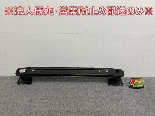 美品!カローラ クロス ZSG10/MXGA10 ハイブリッド/ZVG11/ZVG15/ZVG13/ZVG16 純正 リア ホースメント 52023-47070 トヨタ(142661)