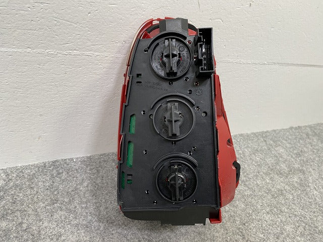 新品!ミニ R55/R56/R57/R58/R59 社外 右 テールランプ/ライト/レンズ ハロゲン OLSA 2866 MINI(142664)