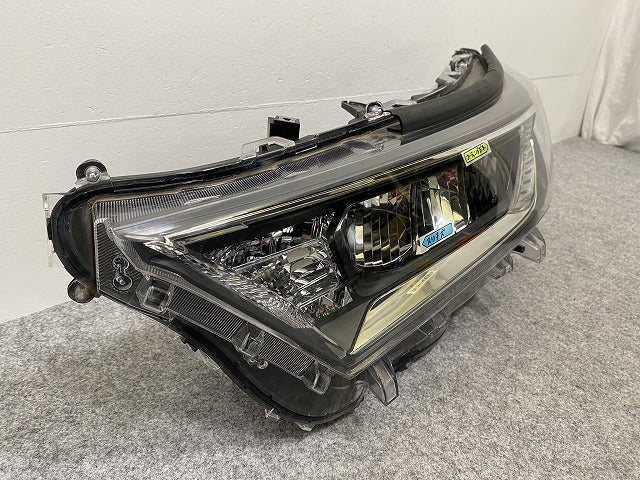 RAV4 ラブ4 MXAA52/MXAA54/AXAH52/AXAH54 純正 左 ヘッドライト/ランプ LED レベライザー 刻印A STANLEY 42-87 81185-42832 トヨタ(142703)