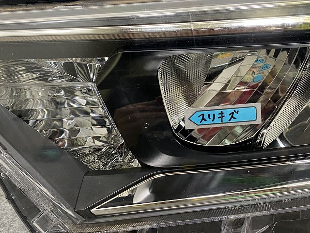 RAV4 ラブ4 MXAA52/MXAA54/AXAH52/AXAH54 純正 左 ヘッドライト/ランプ LED レベライザー 刻印A STANLEY 42-87 81185-42832 トヨタ(142703)