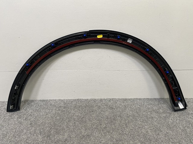 新品!Q2 81A GACHZ/GACZE/GADFG/GADPC 純正 左 リア フェンダーアーチモール/オーバーフェンダー 81A.853.817.A 81A853817AGRU(142705)