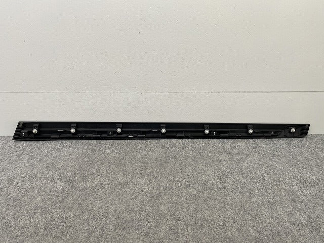エクストレイル/X-TRAIL T32/NT32/HT32/HNT32 純正 左 フロント ドア モール 80877 6FR0A 素地 日産(142712)