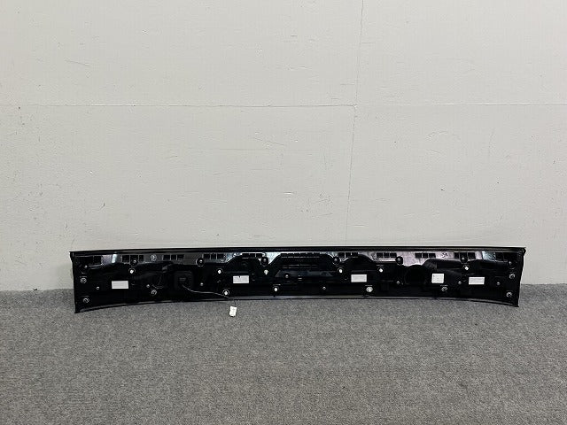 サクラ/SAKURA B6AW 純正 リア ガーニッシュ コンビネーションランプ 26550-7PA5B 日産(142715)