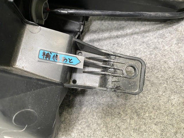 リーフ/LEAF ZE1 純正 右 ヘッドライト/ランプ LED レベライザー 刻印P ICHIKOH 1954/26010 5SK5A 26025-5SK5B 日産(142724)