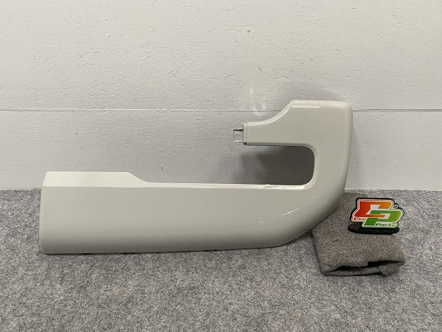 新品!ハスラー/フレアクロスオーバー MR92S/MR52S MS92S/MS52S 純正 右 リア ガーニッシュ バンパー 71813-59S0 71814-59S00(142739)