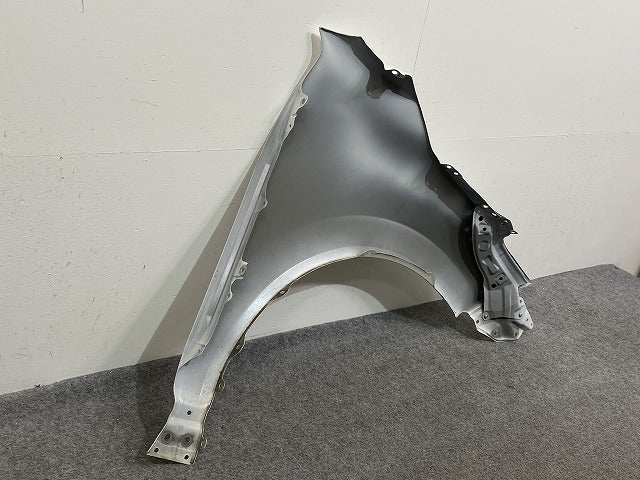 ハリアー 80系/MXUA80/85 ハイブリッド/AXUH80/AXUH85 PHEV/AXUP85 純正 フロント フェンダー ホワイトパールクリスタルシャイン(142757)