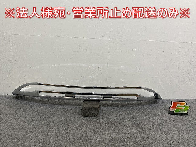 新品!GLAクラス H247 フロント バンパー グリルロア グリル A 247 880 59 01 A 247880590165 メッキ メルセデスベンツ(142769)