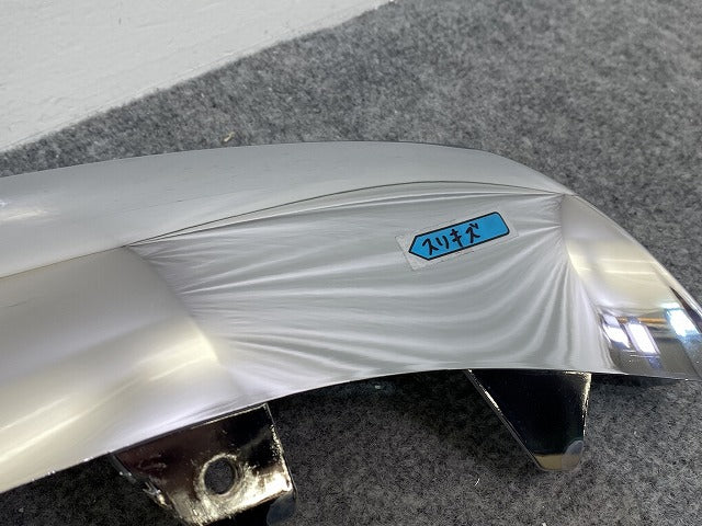 新品!GLAクラス H247 フロント バンパー グリルロア グリル A 247 880 59 01 A 247880590165 メッキ メルセデスベンツ(142769)